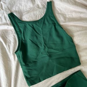 Lululemon Green workout top and legging SET